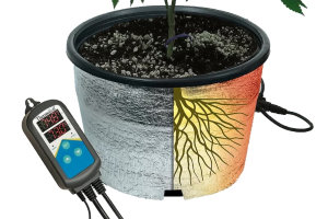 ThermoSoft ThermoSoil Root Warmer Pro kit is ideal for experienced growers with substantial agricultural projects with ThermoSoil electric soil heating systems.